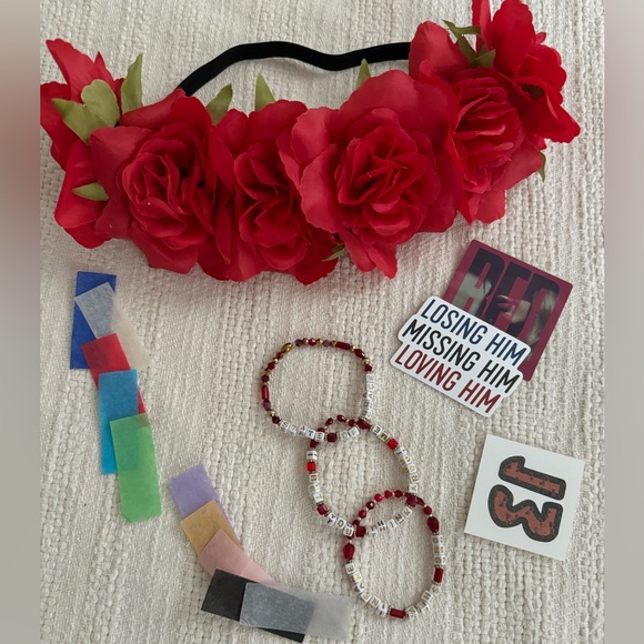 Red Taylor swift tiny letter bracelet set I bet you think about me confetti eras - Picture 5 of 8